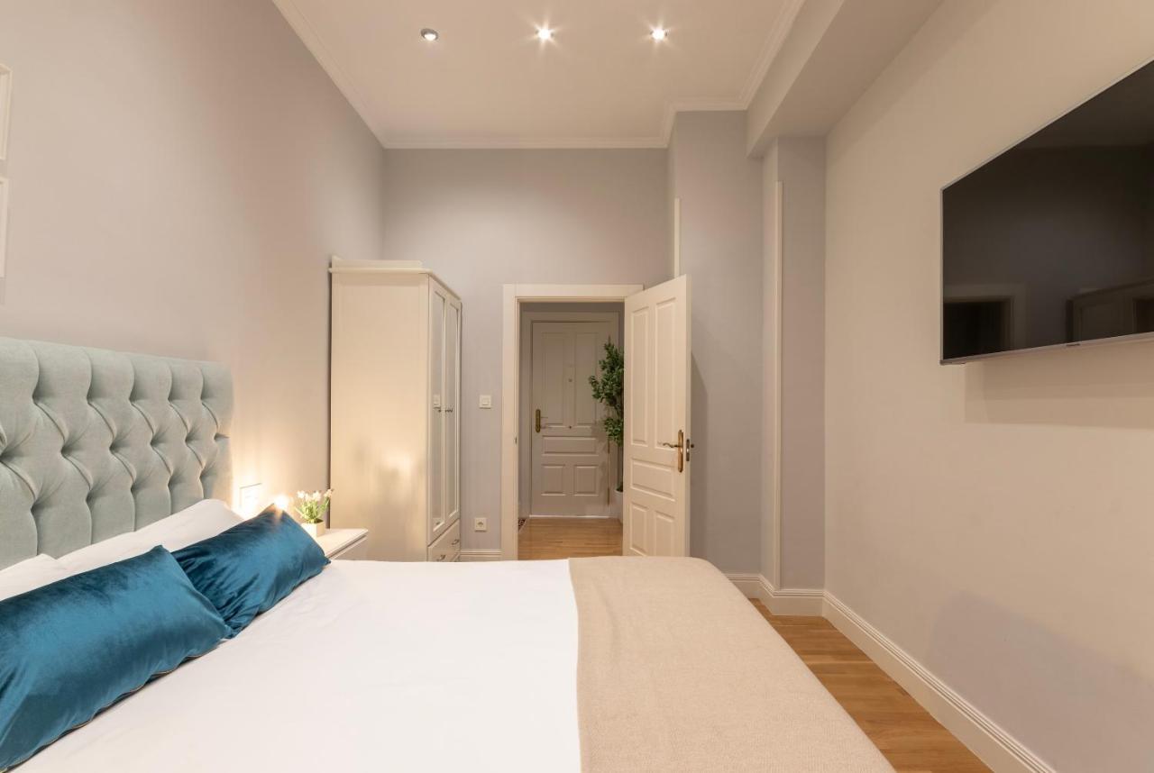 Amplio Y Elegante En Casco Viejo Con Parking Apartment Bilbao Exterior photo
